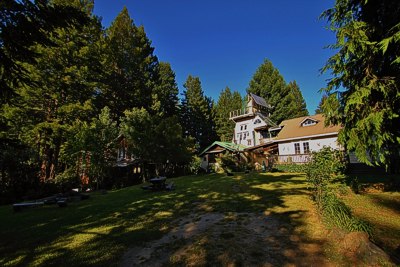 Old Mill Farm: Farmhouse by Hunter Pass